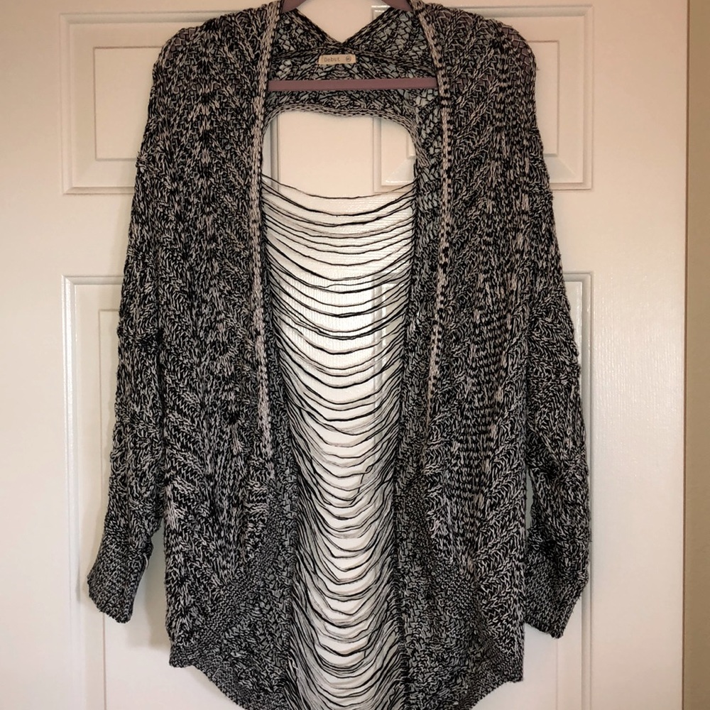 Knitted cardigan